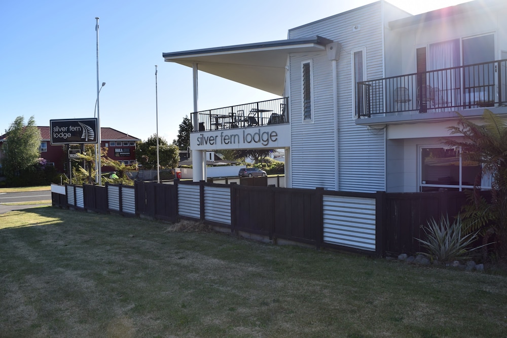 Silver Fern Lodge