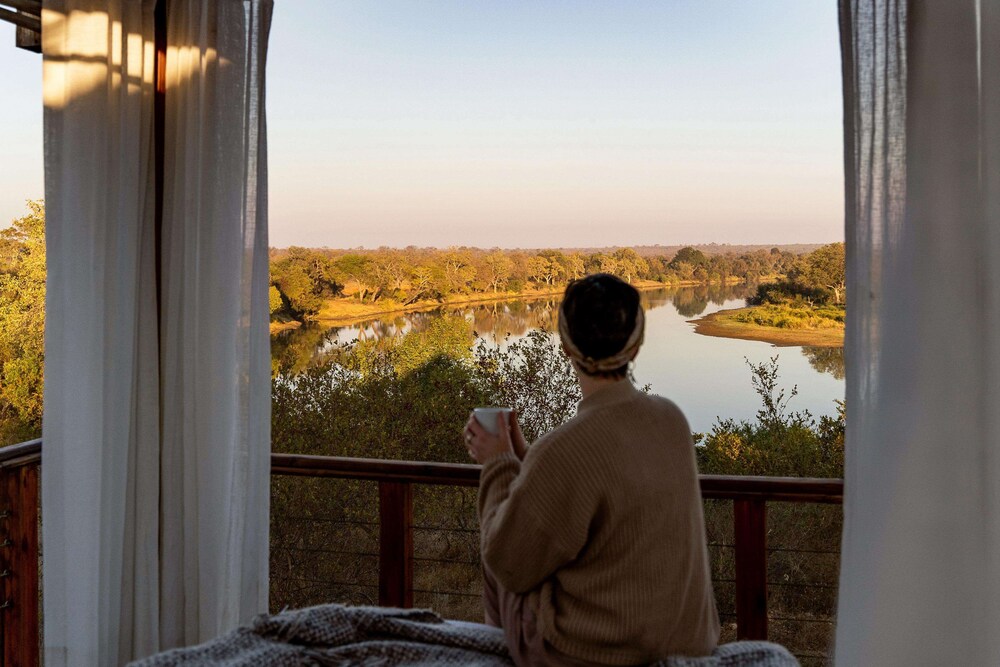 Simbavati Hilltop Lodge