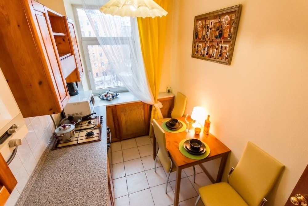 Apartment on Oruzheinyi 13 bld 2
