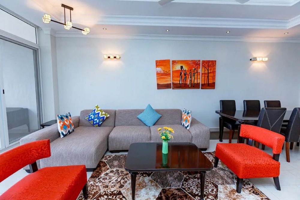 Colosseum Square Luxury Apartments