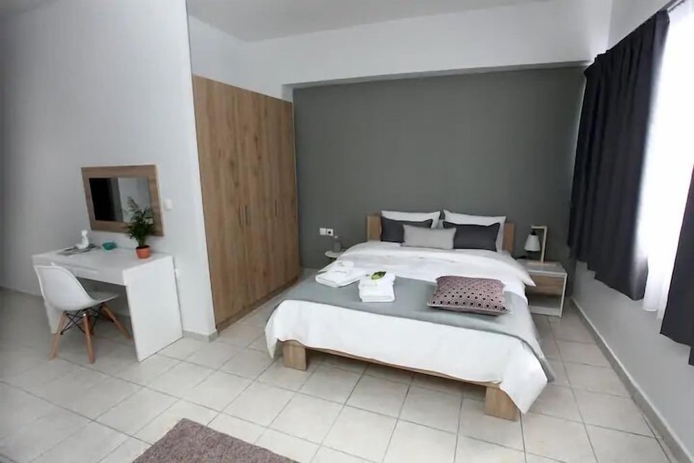 Old Town Hall Suites and Apartments