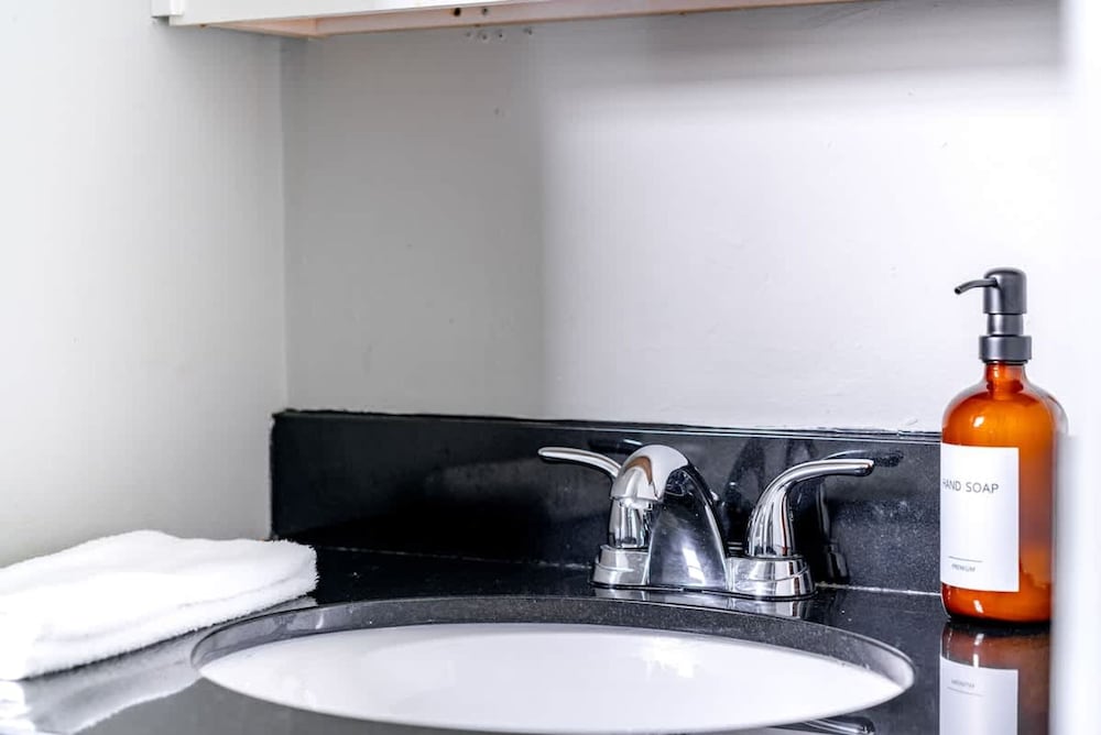 Short North Convention Private Parking Pets