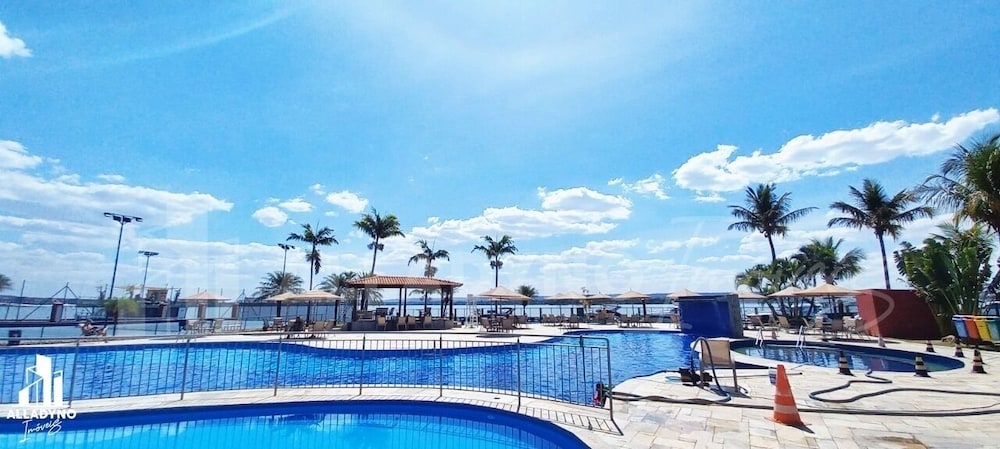 Luxuoso Flat em Reort com vista incrível