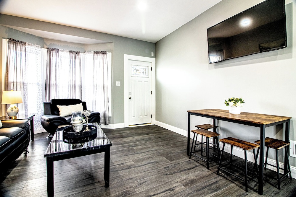 Modern 1Br 1Ba Apartment Close Falls And Casino