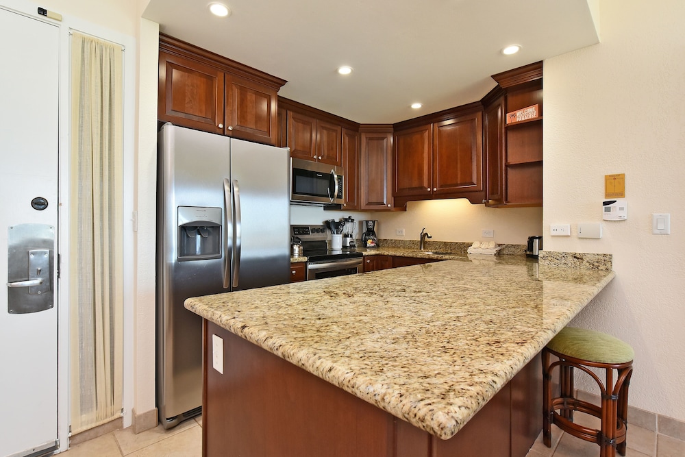 Kaanapali Shores #160 2 Bedroom Condo by RedAwning