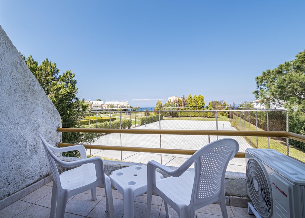 Agistri Summer House by Rentals Pro view 4