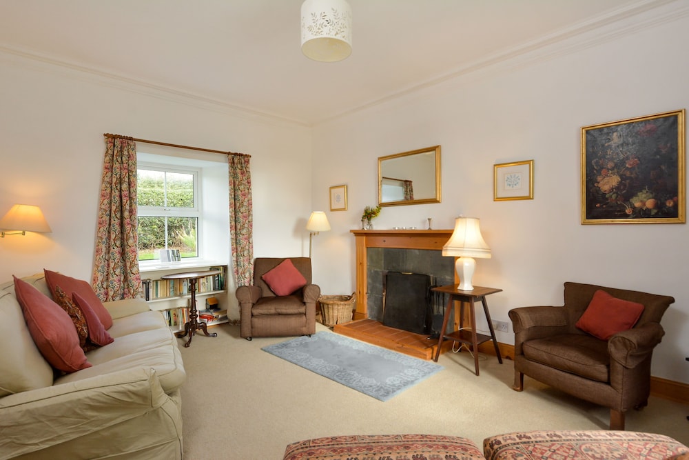 Cardross Estate Holiday Cottages