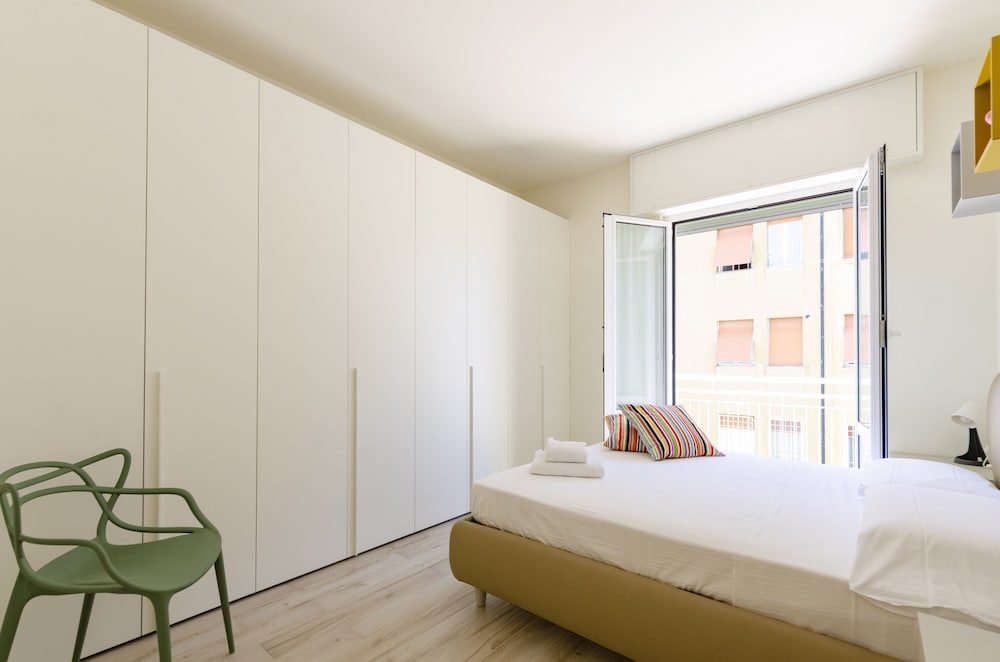 JOIVY Apt For 4, Near Centre, Beach And Train Station view 4