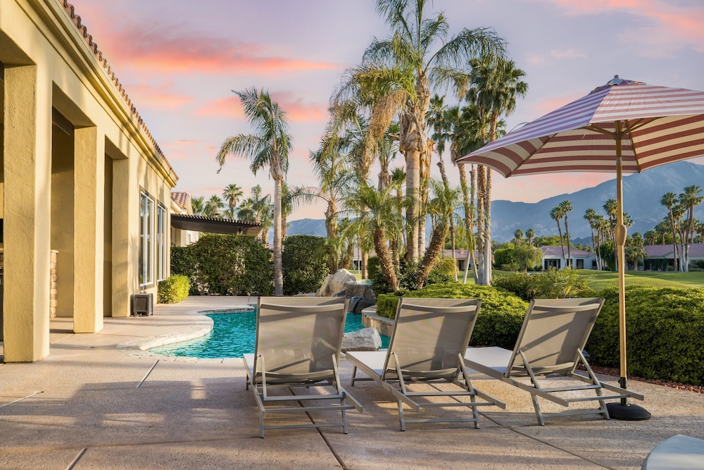 Monroe by Avantstay Beautiful Home w Pool Spa PGA West Sleeps 12