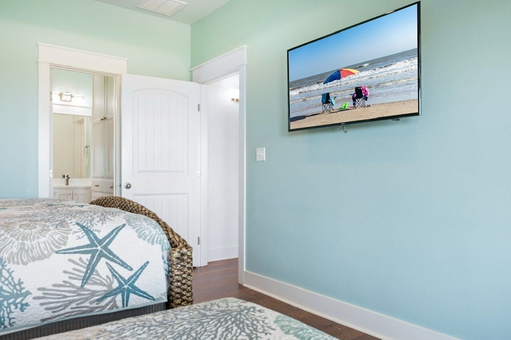 Sunset Bliss 4 Bedroom Home
