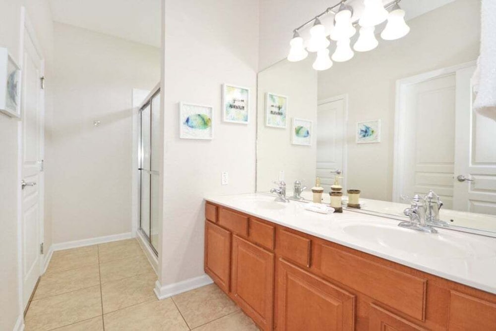 Ohana Haven 5 Bedroom Home