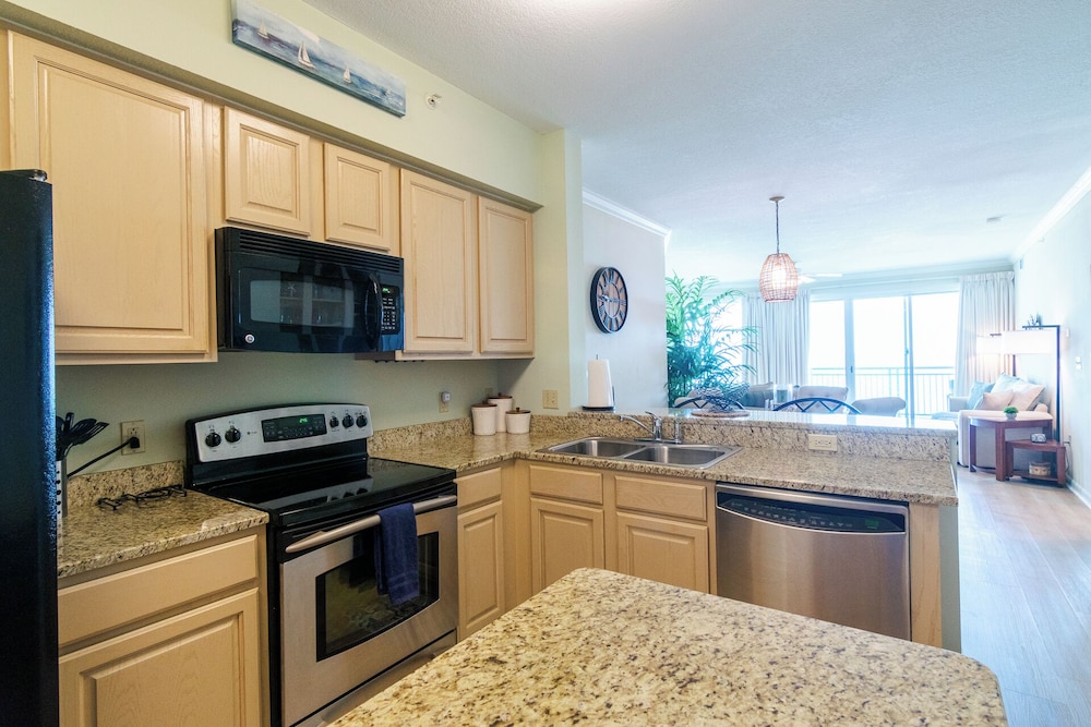 Beachview Condo in Legacy Tower 1 -502 - Fully Furnished 2 Bedroom 2 Bathroom