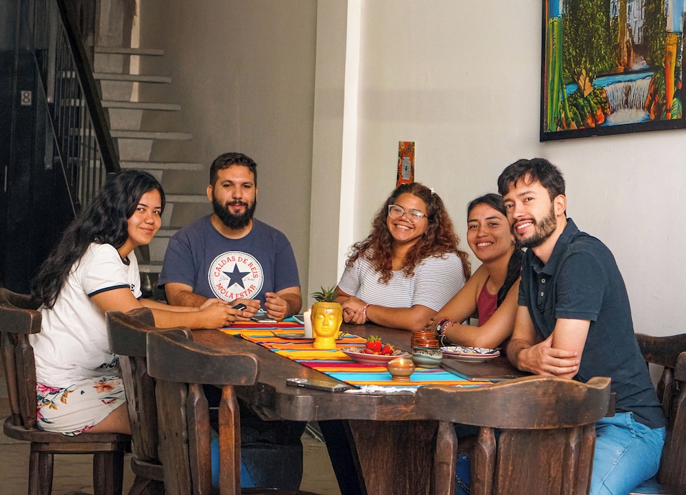 LA CHIVA HOSTEL