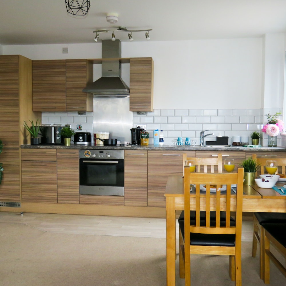 Tudors eSuites Two Bedroom & Balcony view 5