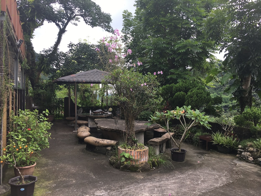 Photo 19