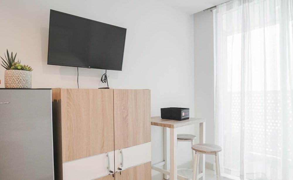 Scenic And Comfy Studio West Vista Apartment