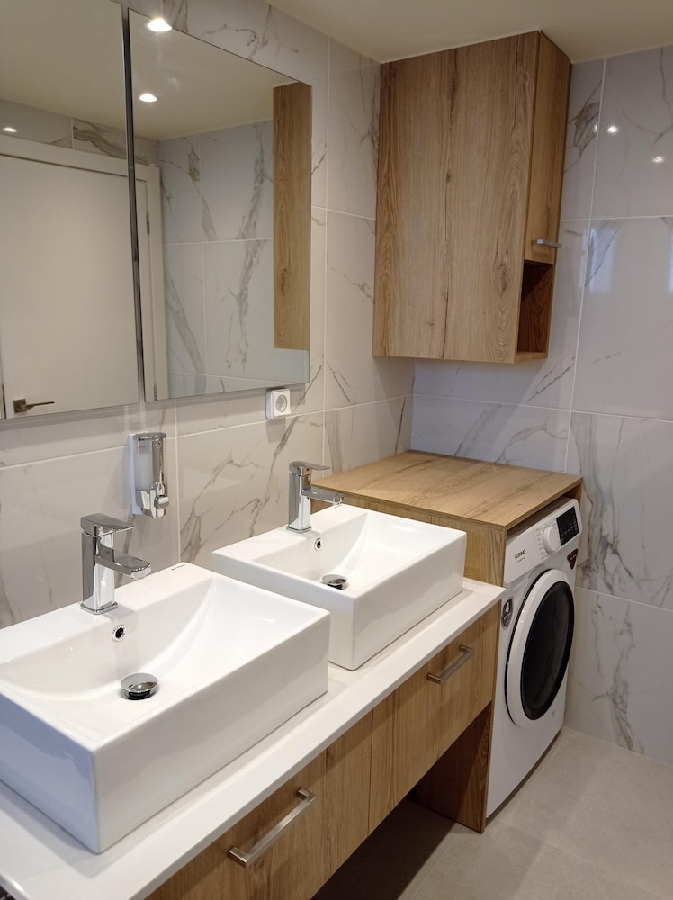 Saphire Nevelo Quality Villas