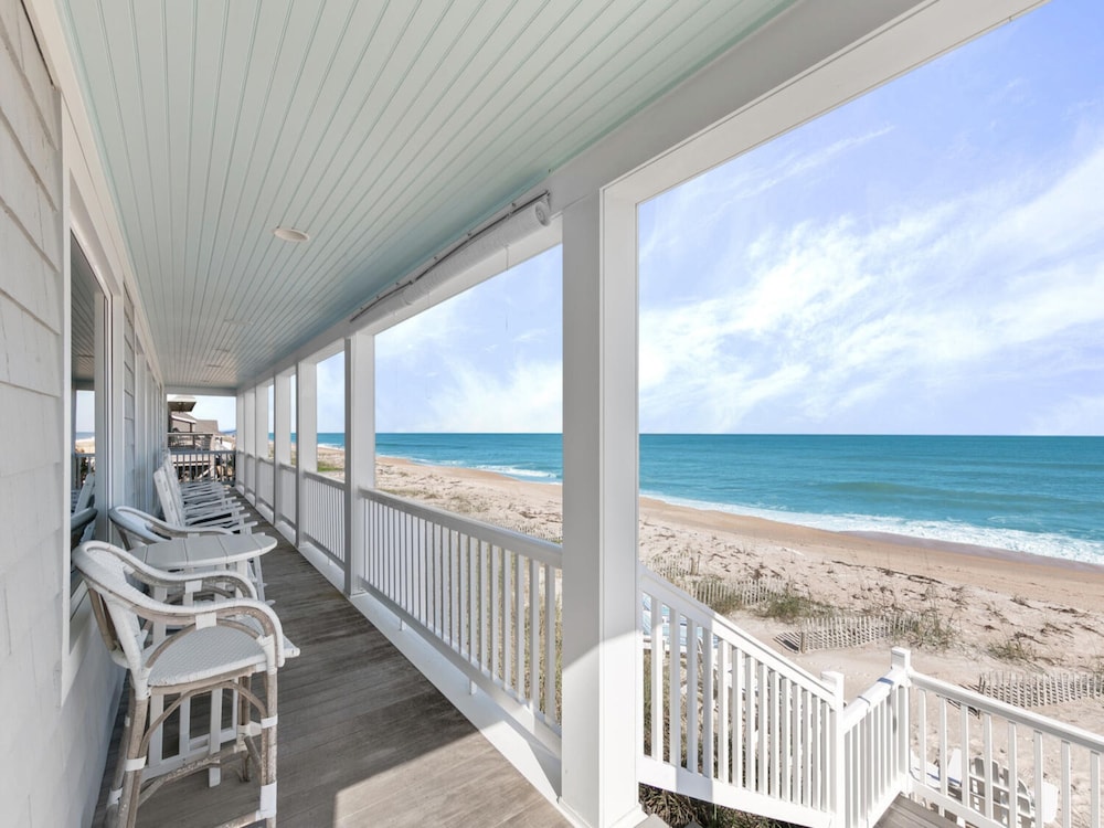 Ocean Paradise by Distinctive Beach Rentals