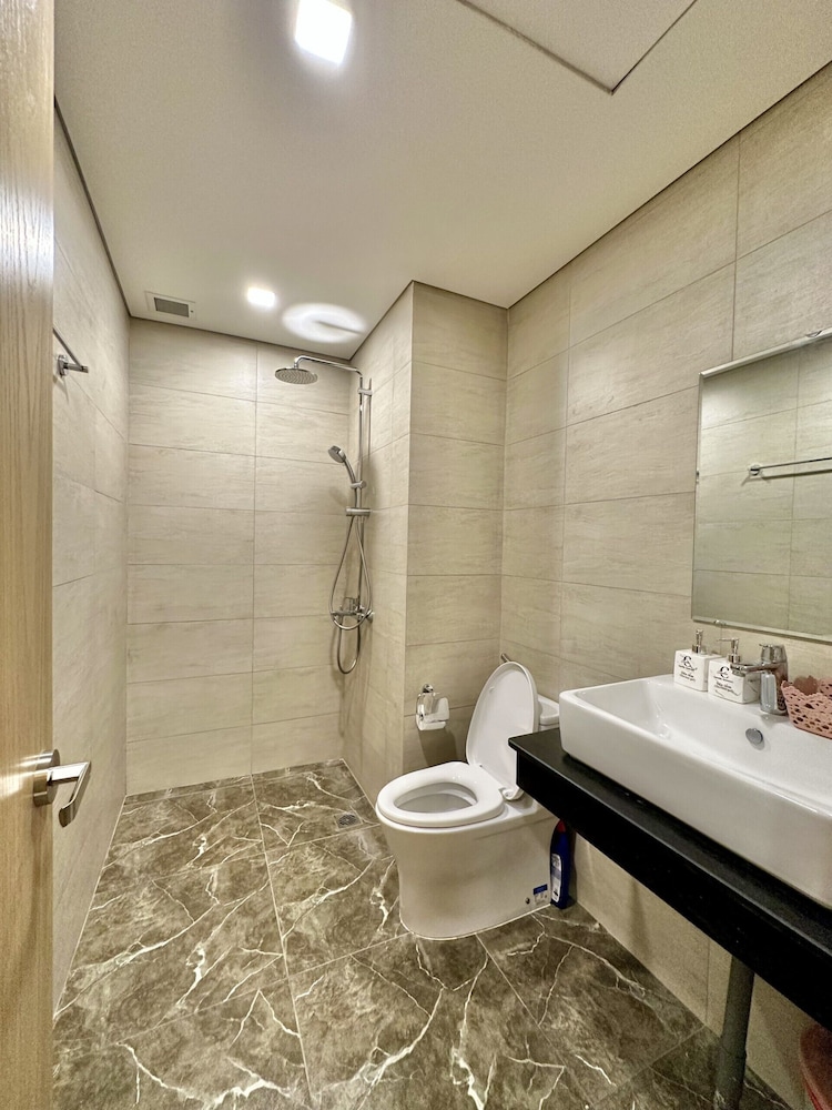 FLC Sea Tower -  An Phat Apartment view 5