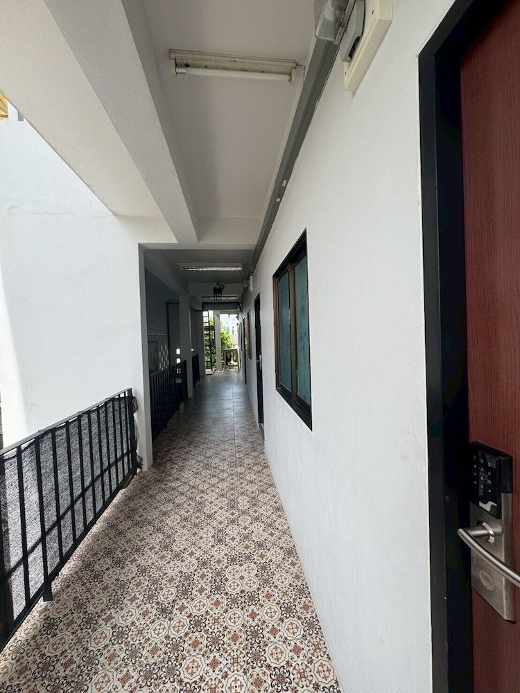 Sukhum Suvarnabhumi Airport Guest House