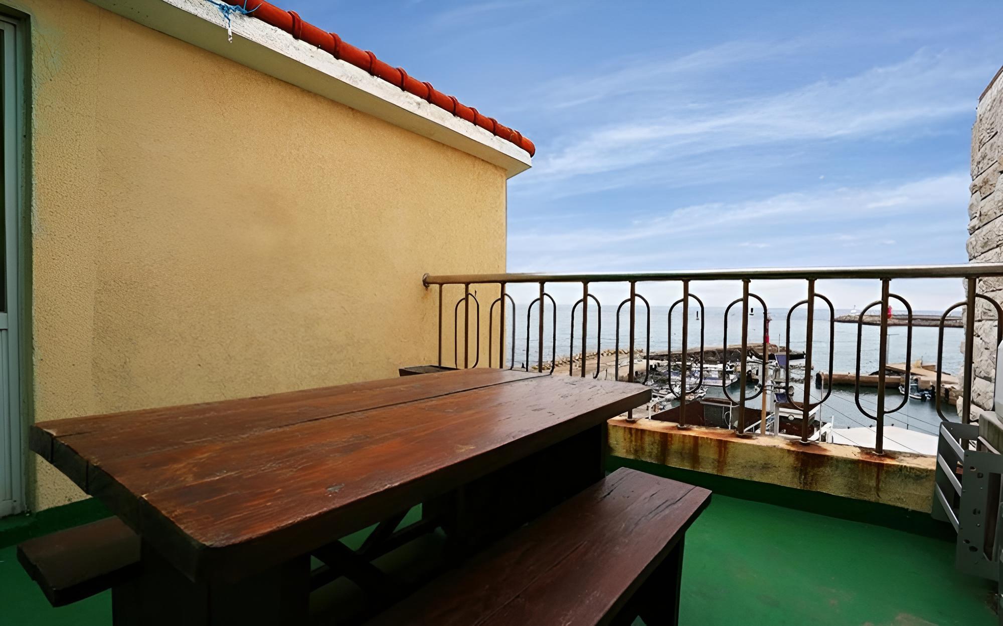 Jeju Iho Beach Pension view 3