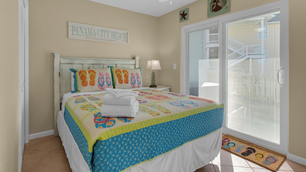 Beachside Stay w/ Pool & Beach Access + Free Attraction Tickets!