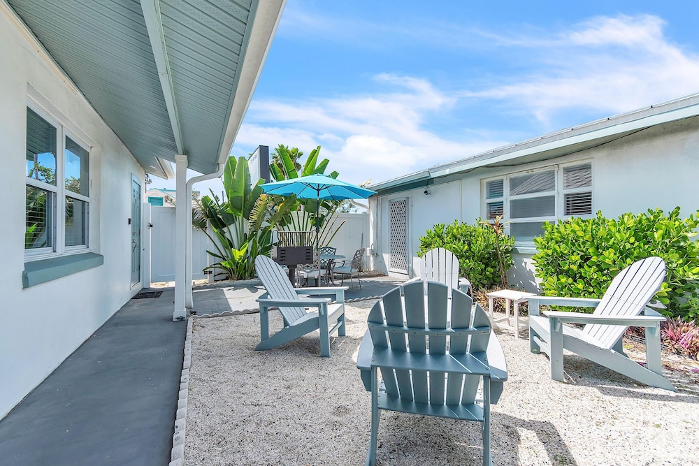 The Bungalows #7