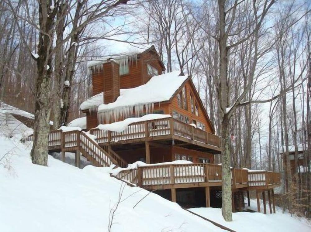 Cardinal Haus view 4