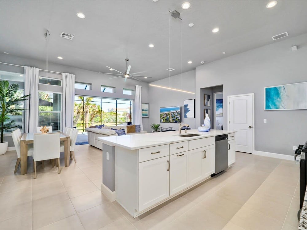 Seabliss Steps to the Beach Pool Home 4 4 5 new