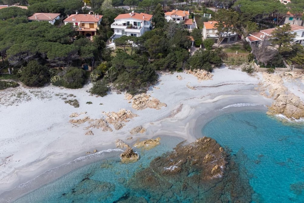 Welcomely - La Casa Sul Mare view 3