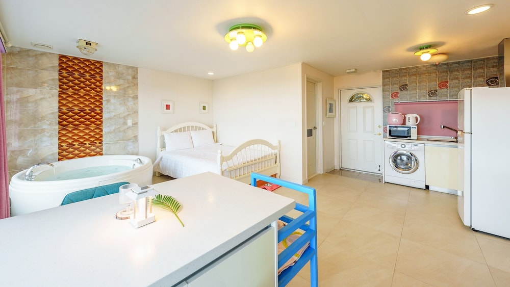 Yangyang Monti Pet Spa Pension
