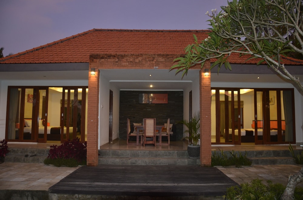 The Cory Villa