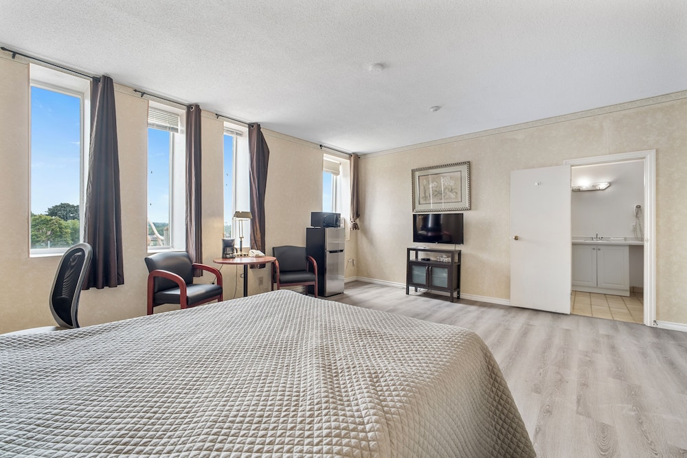 Guelph Vacations - Royal Inn and Suites at Guelph - Property Image 62