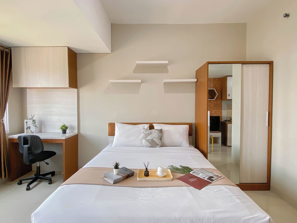 Minimalist Style Studio At Royal Sentul Park Apartment