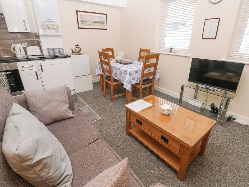 Greenwood Apartment