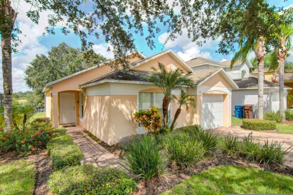 Sunset Oasis Retreat
