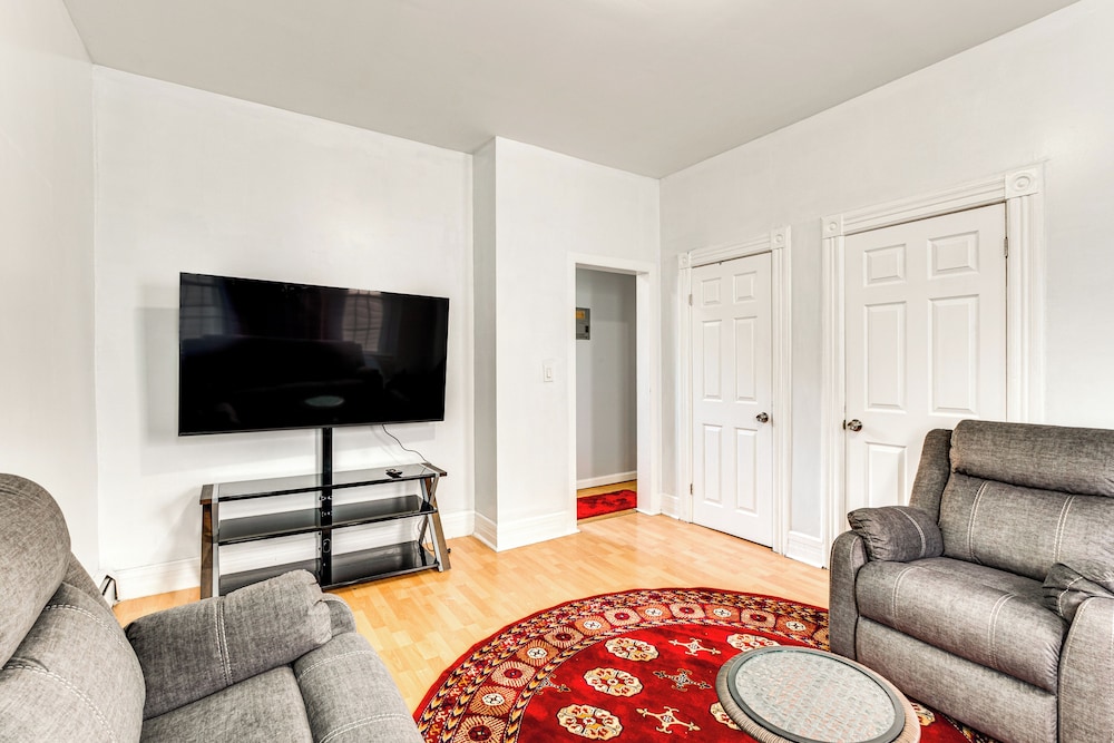 8 Mi to Nyc: Pet-friendly Apt in Jersey City!