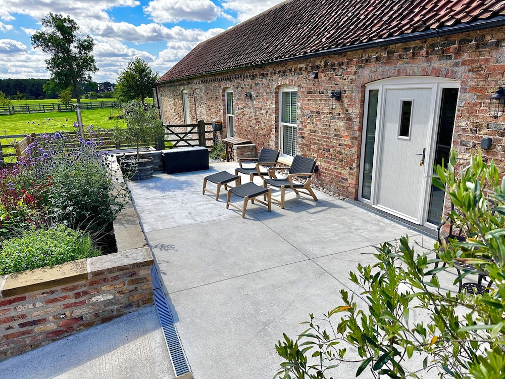 Flittermouse Barn