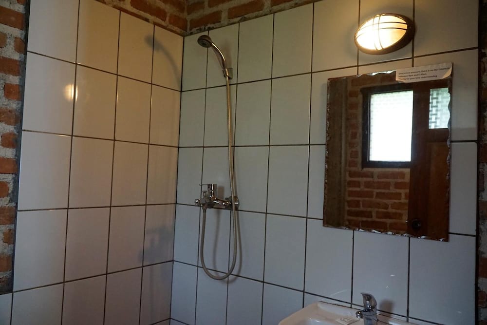 Thitaw Two B&B