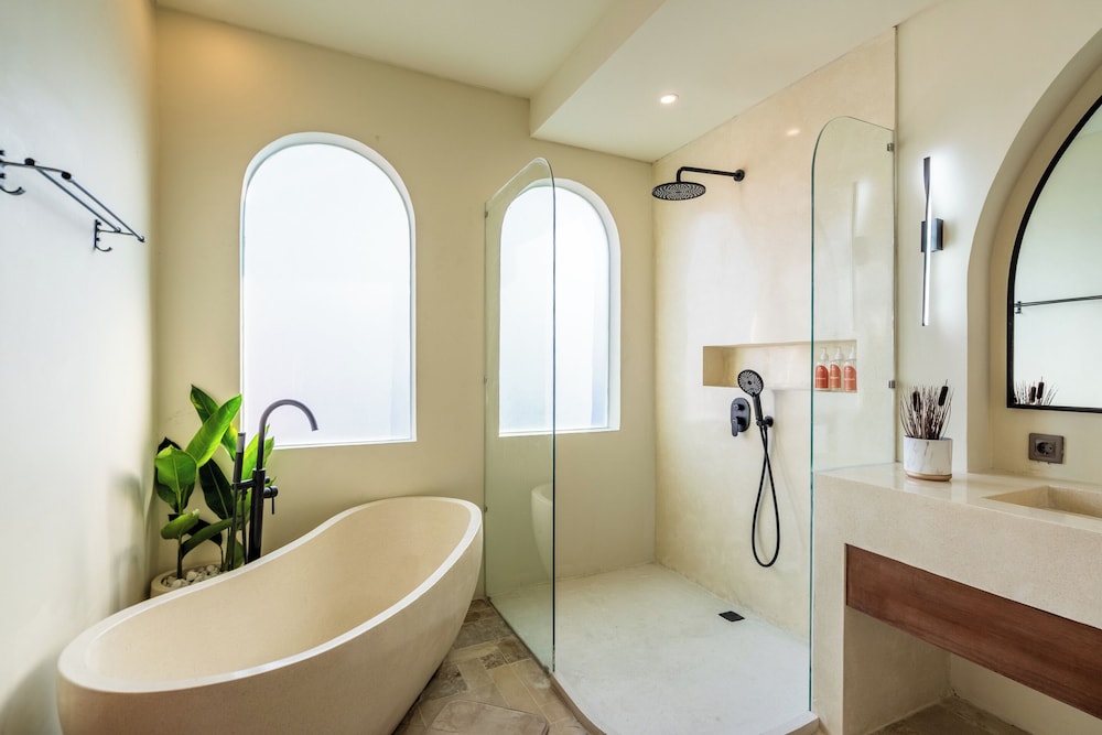 3BR Luxe Pool Villa Anaya