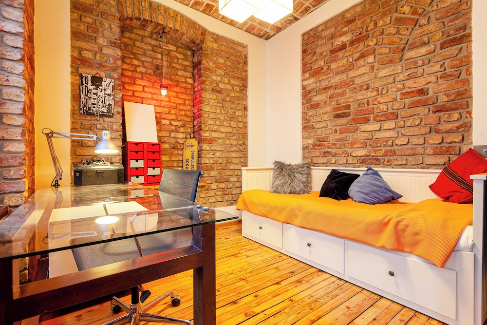 Alaattin Apartments
