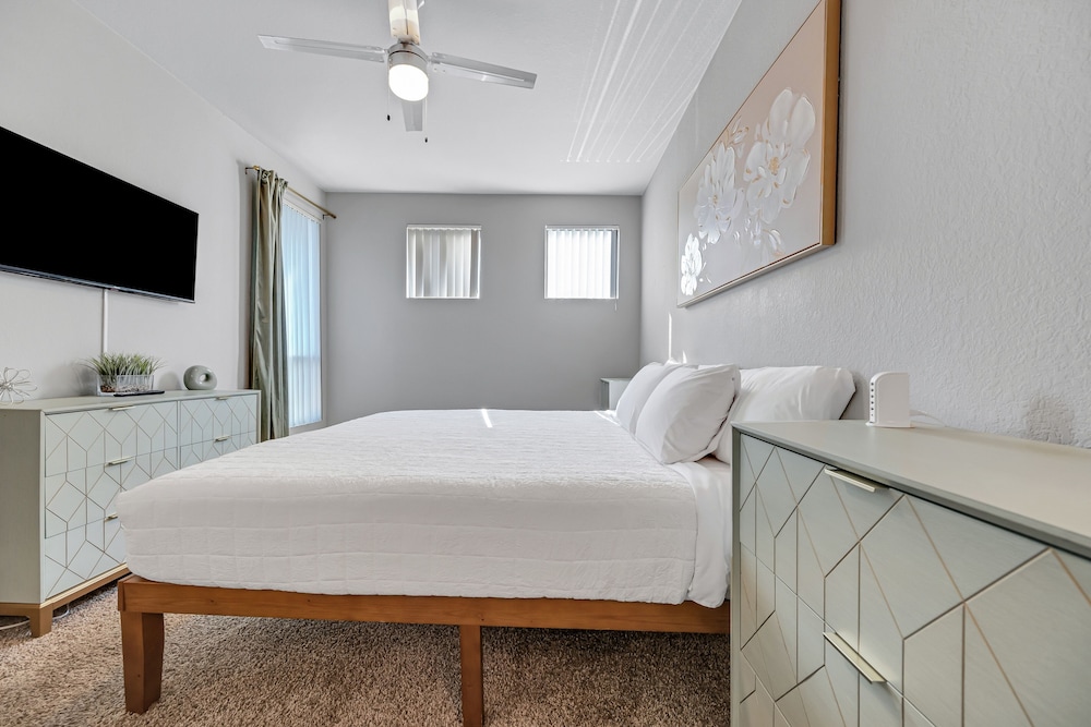 Central Relaxing 1br Phoenix Retreat Near Airport 1 Bedroom Apts