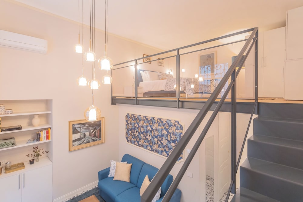Cinque Giornate 70 Suites by Rent all Como