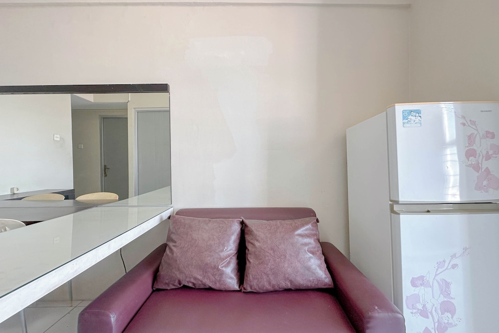 Strategic 2Br Apartment Near Its Campus At Dian Regency