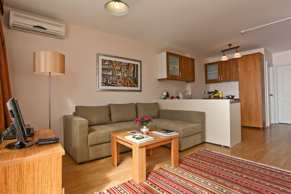 Three Apples Suitleri ve Otel - Image 7