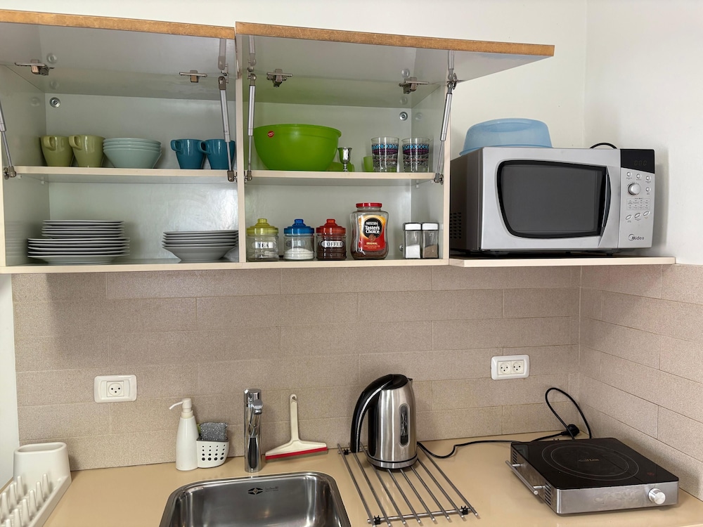 Kfar Saba Guesthouse