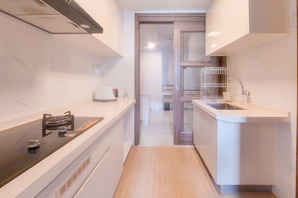 Spacious And Comfy 3Br Apartment Sky House Bsd