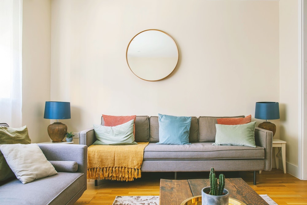 Accomodo London South Kensington - Elegant 3 Bedroom Apartments near Museums
