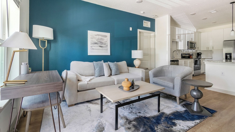 Landing Apartments Rolling Hills