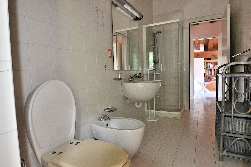 Photo 35